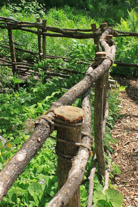 Rustic Fence Ideas - Councilnet