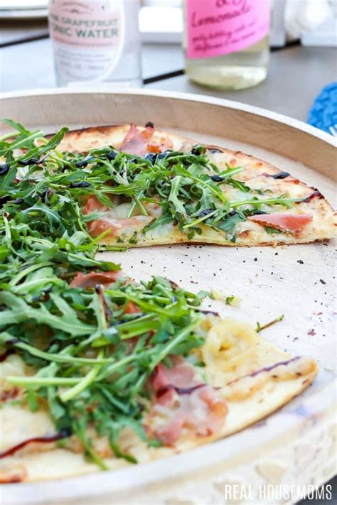 Fig And Prosciutto Pizza With Video ⋆ Real Housemoms