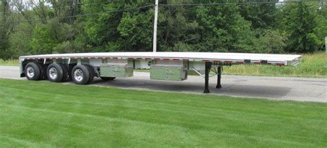 Your Source For Flatdeck Trailers Across Western Canada Kingpin