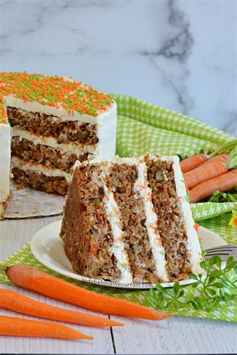 Super Moist Carrot Cake