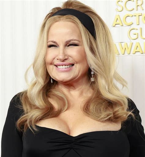 Jennifer Coolidge Steals The Awards Show Again—this Time With A