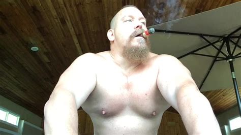 Bear Cigar Hot Video ThisVid