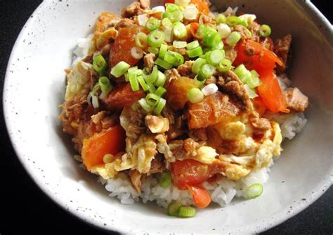 Tuna Tomato Egg Rice Bowl Recipe By Hiroko Liston Cookpad