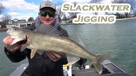 Jigging For St Clair River Giants YouTube