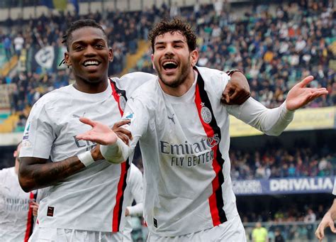 Menang Atas Hellas Verona Stefano Pioli Senang Ac Milan Main