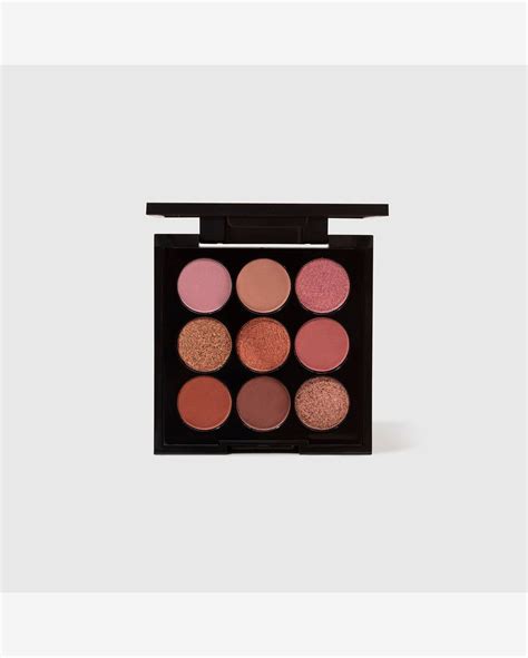 Riachuelo Kit Paleta De Sombras To Go Nude Brilho Labial Luxe N Dia