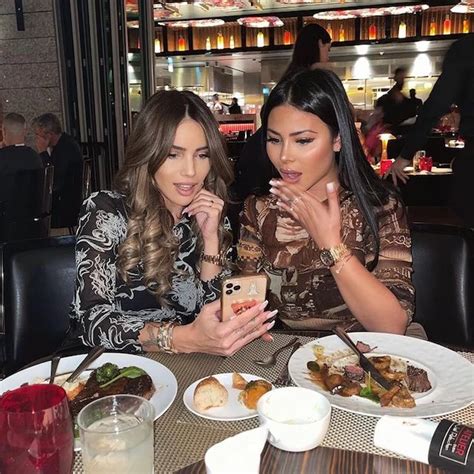 Maeva Ghennam Et Manon Marsault Sublimes Et Hilarantes Sur Instagram