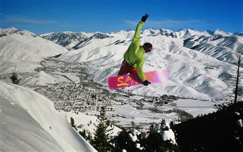 10 Best Ski Resorts in the US