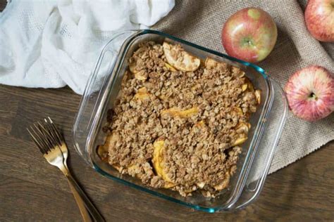 Gluten Free Apple Crisp With Cinnamon Clove Eat Your Way Clean