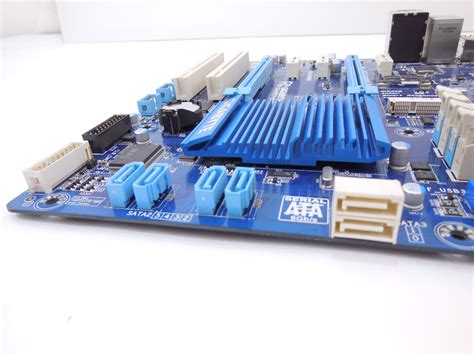 Мат. плата Socket 1155 Gigabyte GA-H77-D3H
