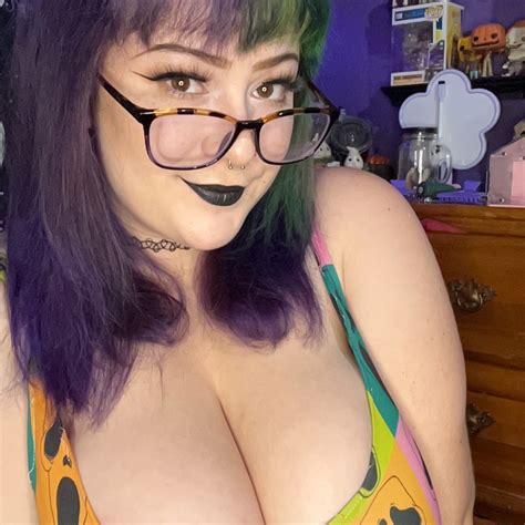 Lucipork S Profile Page 2 Porn Vids Pics More ManyVids ManyVids