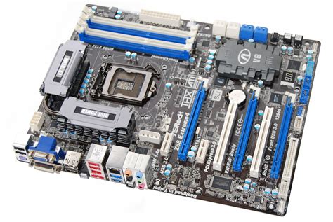 Asrock Z68 Extreme4 (Intel Z68) Motherboard Review Photo Gallery - TechSpot