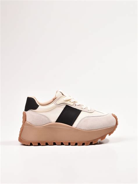 Женские кроссовки купить в Казани, Самаре, Саранске, Ульяновске ...