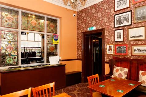 The Royal Oak A Landmark Cardiff Pub That Has Reinvented Itself