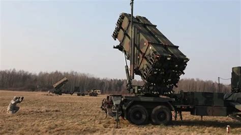 NATO-supplied Patriot air defense system moves into Slovakia – Defense Here