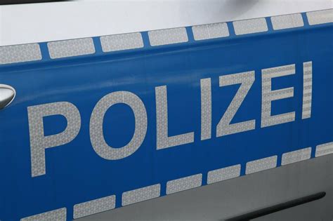 Kioskbetreiber mit Messer schwer verletzt Öffentlichkeitsfahndung nach