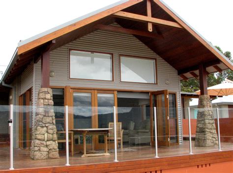 Cedar Bifold Door | Hanlon Windows