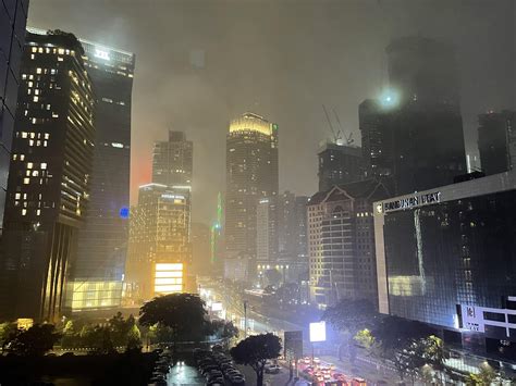 2021 Malaysia Capital Kuala Lumpur , after heavy rain. : r/Cyberpunk