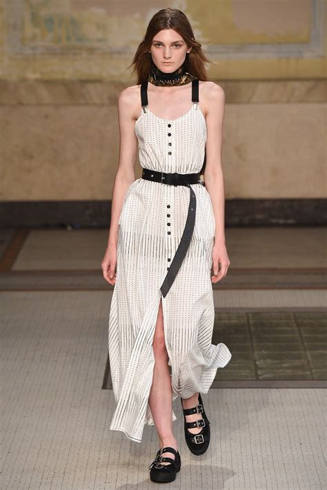 Damir Doma Spring 2017 Menswear Fashion Show - Vogue | Fashion, Summer ...