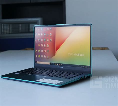 ASUS VivoBook S14 Review - A "Windows" competitor to the MacBook
