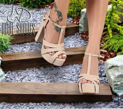 Salto Peep Toe Nude Ou Preta Importada Eua Tam E Parcelamento Sem Juros