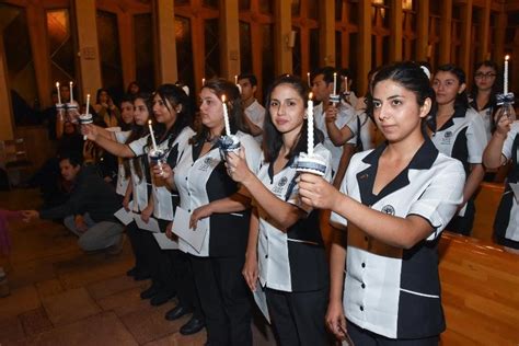 Futuros Enfermeros De La UST Tuvieron Ceremonia De Investidura Santo