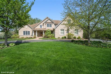 Barrington, IL Real Estate - Barrington Homes for Sale | realtor.com®