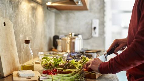 Food Coma Ecco Come Prevenire La Sonnolenza Post Pranzo La Repubblica