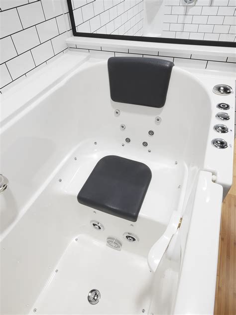 Walk In Tubs Walk In Tub Manufacturer Bci Acrylic