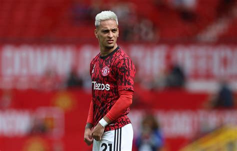 Antony delays Manchester Utd return to address assault allegations ... 