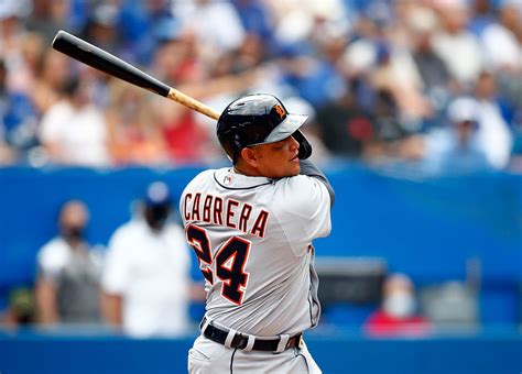 Tigers Slugger Miguel Cabrera Hits 500th Career Home Run