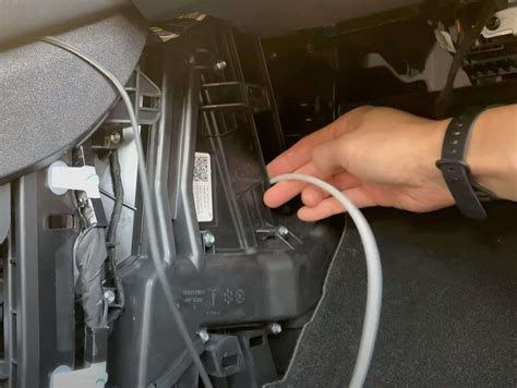 Replace Tesla Cabin Air Filter (Model 3/Y) - EVERYDAY CHRIS
