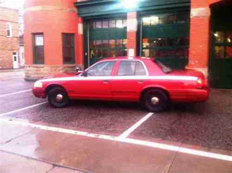 Find Used 2001 Ford Crown Victoria Base Sedan 4 Door 46l In Manistee