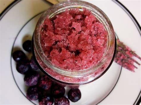 5 Diy Fruit Scrubs For Your Berry Special Friends Skin Overload