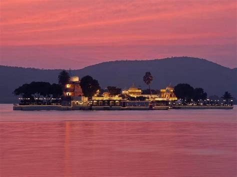 shiv niwas palace udaipur wedding cost packages  fiestro