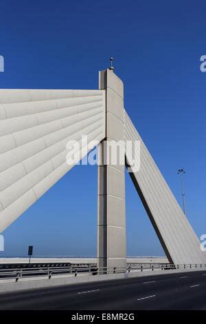 Sheikh Isa Bin Salman Causeway Bridge Linking Manama And Muharraq