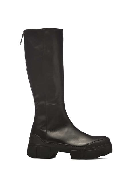 VIC MATIE VICA MATIÉ BELOW KNEE BOOTS. #vicmatie #shoes