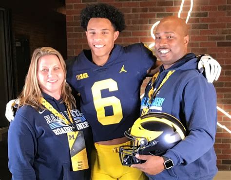 Blue Chips: Parents Of Michigan Wolverines Football Recruiting Commit Tyler Morris Reflect On ...