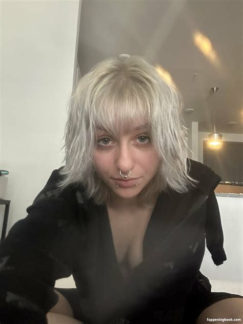 Kuromi Thefinalgirl Nude OnlyFans Leaks The Fappening Photo 5727935 FappeningBook