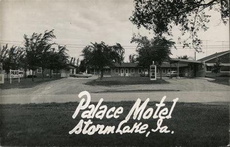 Palace Motel Storm Lake, IA Postcard