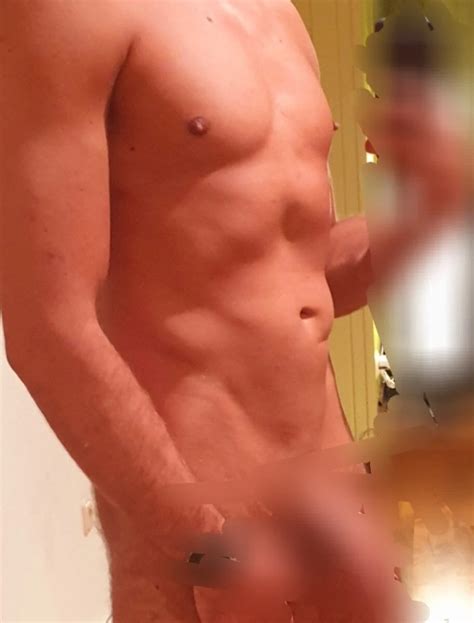 Some Snapshots That Make Me Horny 5 Nude Pics XHamster