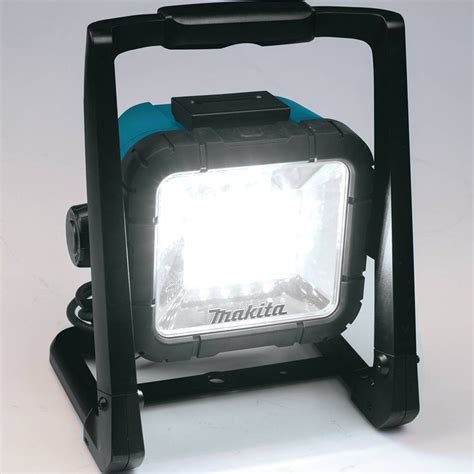 Makita Dml805 18v Lxt Lithium Ion Cordless Corded L E D Flood Light Bare Tool Ebay