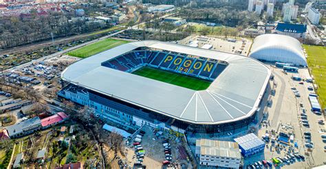 Stalowa Konstrukcja Zadaszenia Stadionu Miejskiego W Szczecinie Gotowa