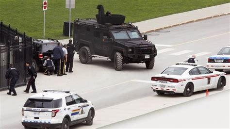 Ottawa Shootings Eyewitness No Time To Be Afraid Bbc News