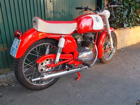 Trasformazioni Moto Da Corsa D Epoca RESTAURO MV AGUSTA CENTOMILA