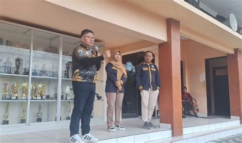 Meningkatkan Peluang Kerja Ke Siswa Kelas XII Melalui Sosialisasi