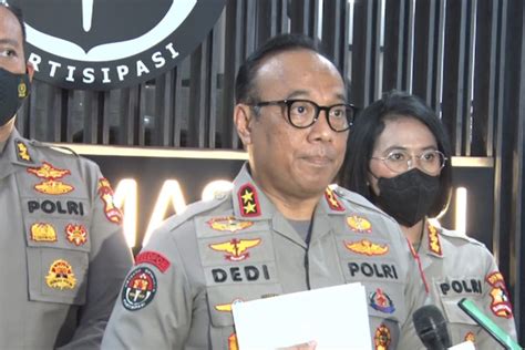 Polri Tahan Enam Tersangka Kasus Tragedi Kanjuruhan ANTARA News