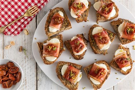 Ricetta Crostini Con Mozzarella E Speck Cucchiaio D Argento