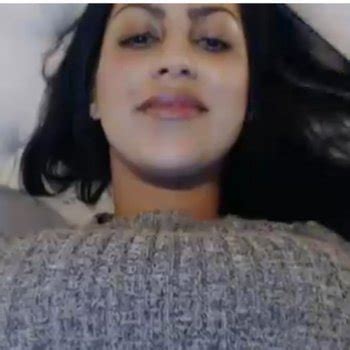 Brianna Lee Pounds Her Pussy With A Hitachi Wand And Gets Very Wet Photos