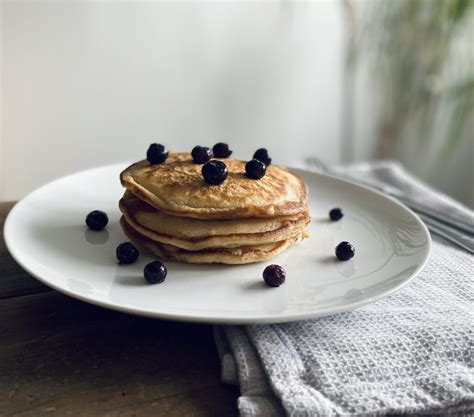 The Fluffiest Easiest Vegan Buttermilk Pancakes